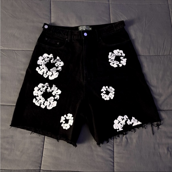 Denim Tears Cotton Wreath Jorts ‘Black’ - Picture 1 of 13